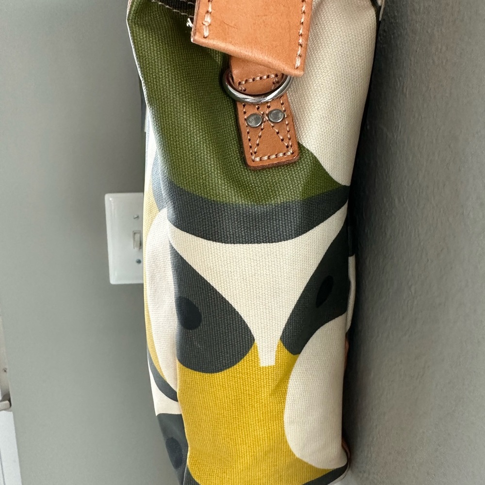 Orla Kiely Multicolor Retro Owl Print Shoulder Bag - Black Handles - Picture 4 of 10